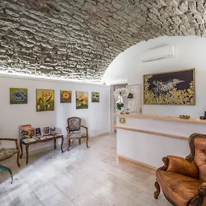  Hotel Queen House Italie