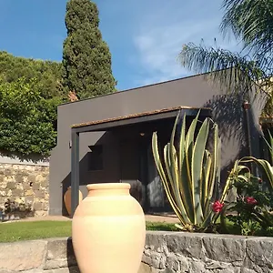 Avocado Beyond Giardini Naxos